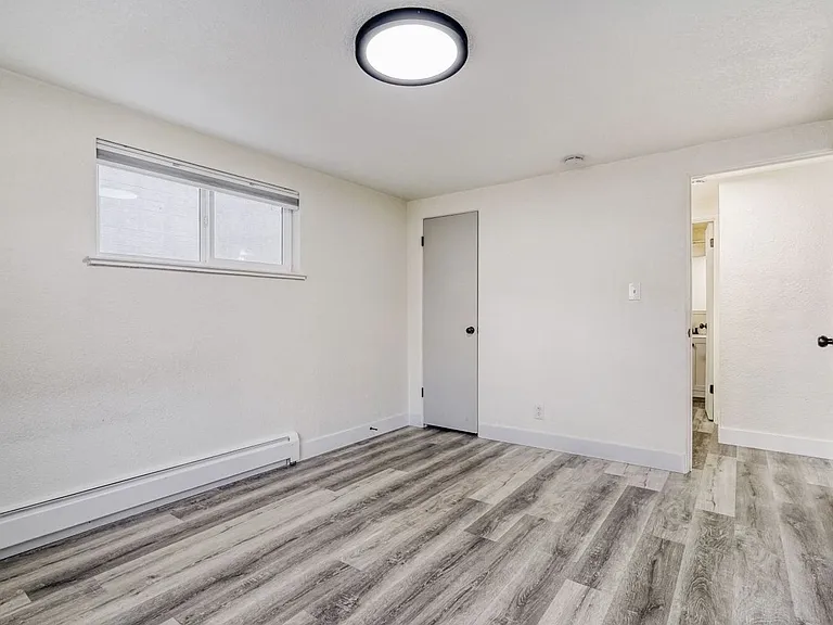 1679 Reed St — Photo 48