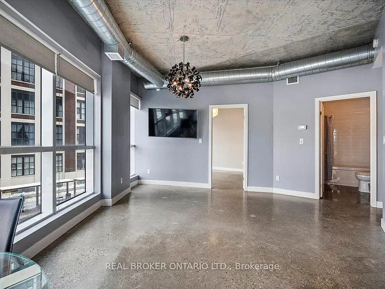 1 Victoria St S #203 — Photo 7