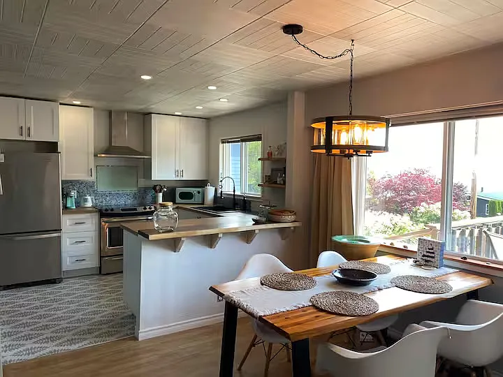 Elizabeth Dr, Point Roberts — Photo 3