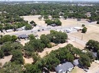 1221 Senter Rd, Irving, TX 75060