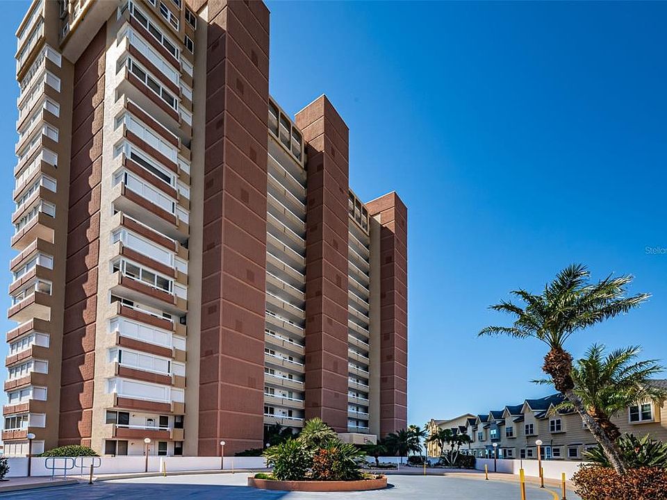 1st image of 17940 Gulf Blvd APT 17C