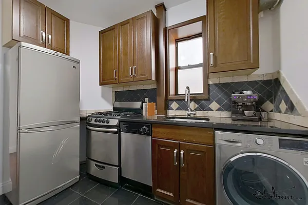 Rented by Platinum Properties | media 11