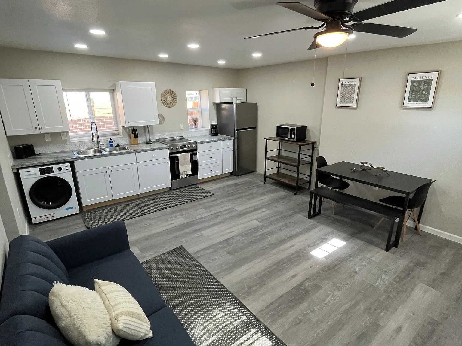 1204 Sawmill Rd NW — Photo 3