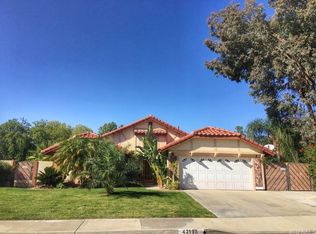 42198 Crest Dr, Hemet, CA 92544