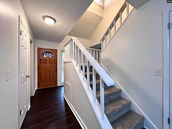 2nd image of 140 Forest Fern Rd