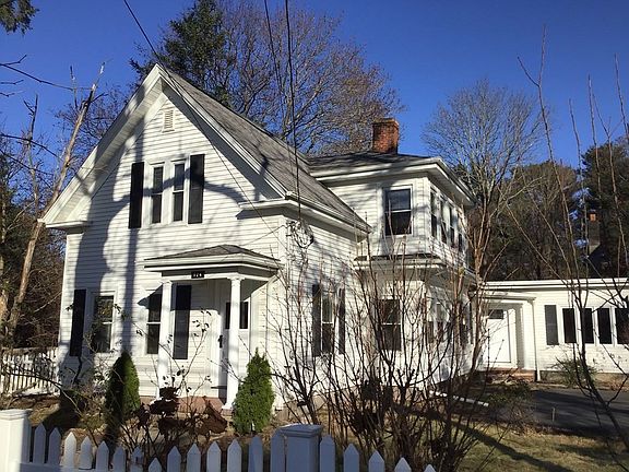 5th image of 124 Washington St