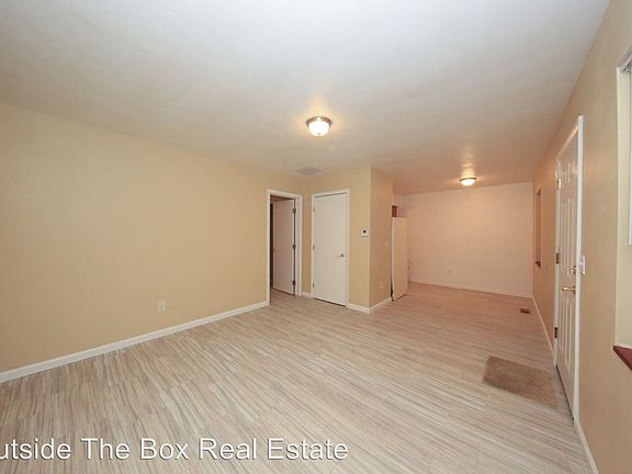 2nd image of 1613 Darst Ave APT B