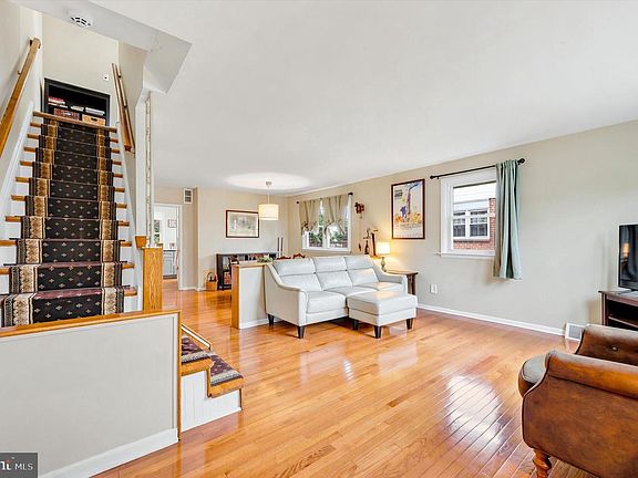 2nd image of 108 Baldwin Ave