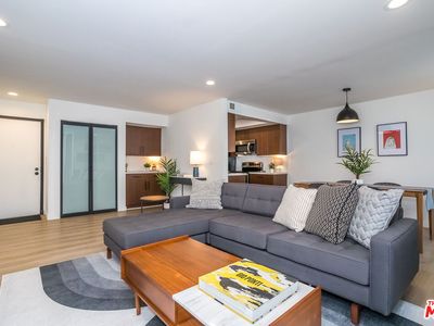 1134 Alta Loma Rd APT 113, West Hollywood, CA, 90069