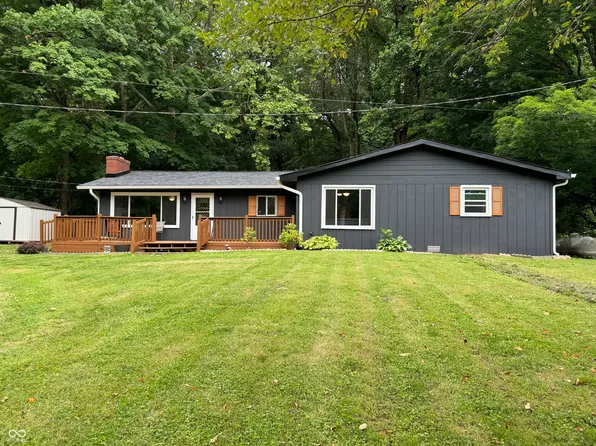 8534 N Briarwood Lake South Ct, Monrovia, IN 46157