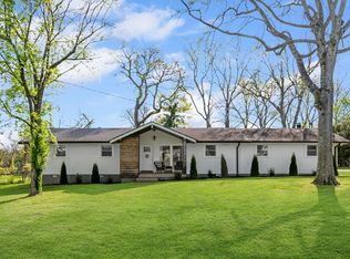 170 Lakeside Park Dr, Hendersonville, TN 37075