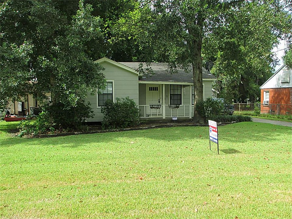 1st image of 1009 E Fayle St