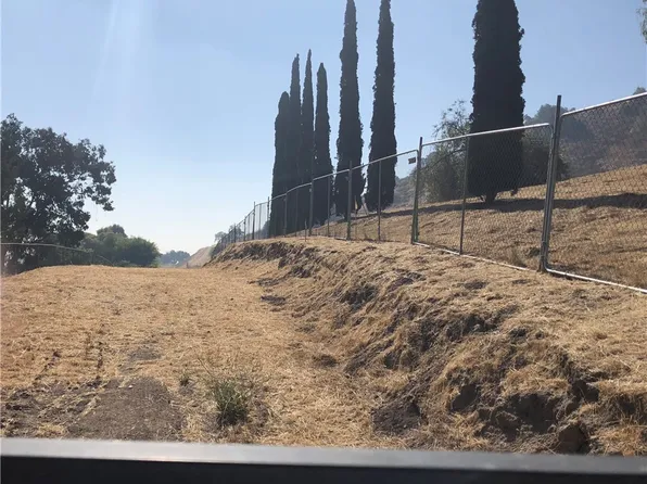 100 Rawlinsdale Ln #4, San Dimas, CA 91773