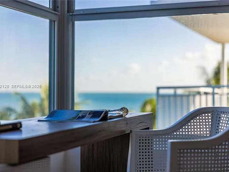 615 Ocean Dr #6A — Photo 17