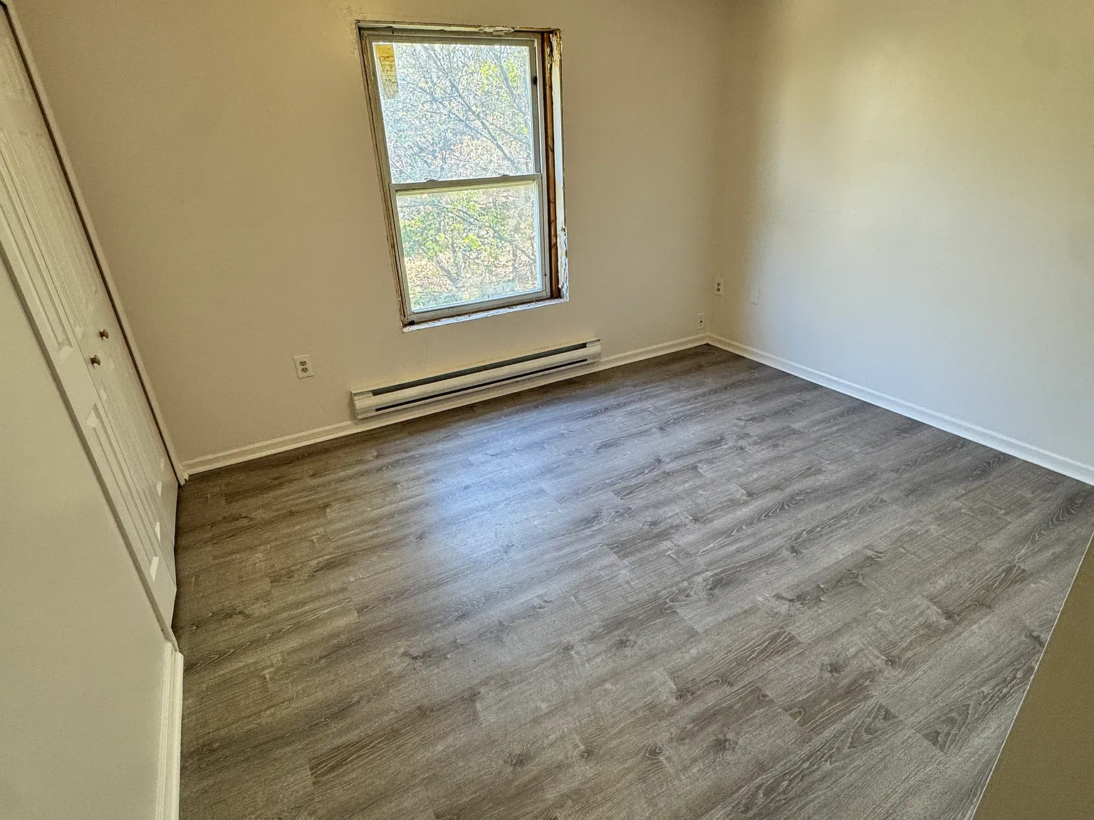 2 bed, 1.5 bath, $1,275 — Photo 4