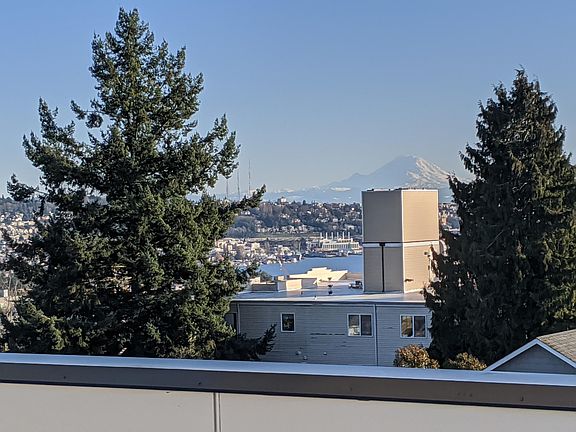 Roof deck south view