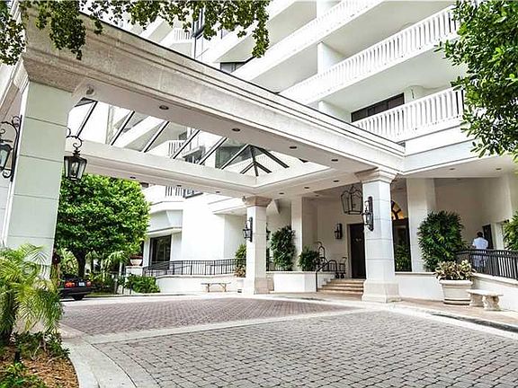 3rd image of 2000 Island Blvd APT 1609