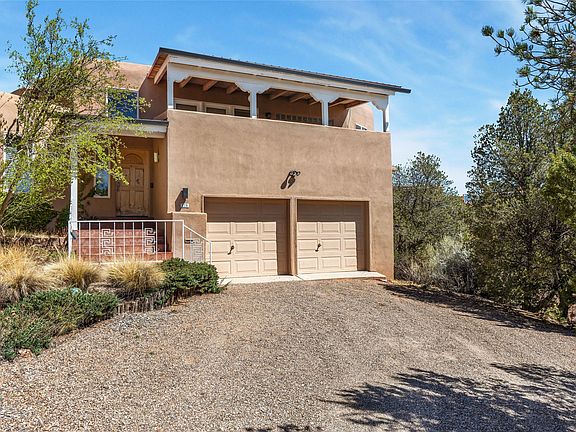 3rd image of 219 La Marta Ct