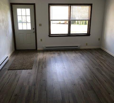 5th image of 851 Halfmoon St