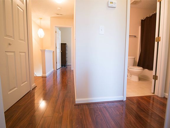 4th image of 19 Maravista Ave