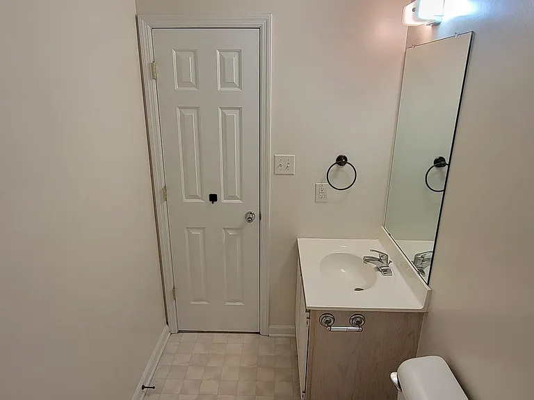 106 Pinegrove Ct — Photo 27