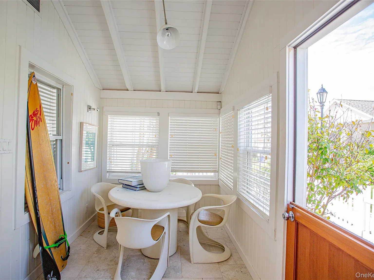 3 bed, 1.0 bath, 1117 sqft, $3,500 — Photo 4