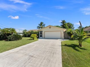 484 SE Nome Dr, Port Saint Lucie, FL 34984