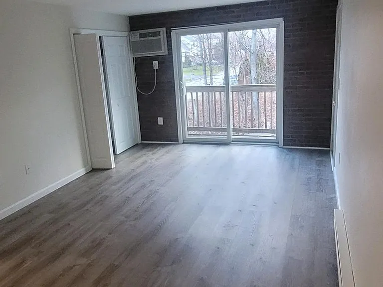 22 Inverness Ave #2D — Photo 10
