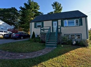 12 Mayflower Rd, Holbrook, MA 02343
