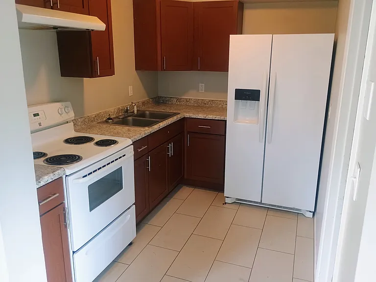 101 Park Pl — Photo 3