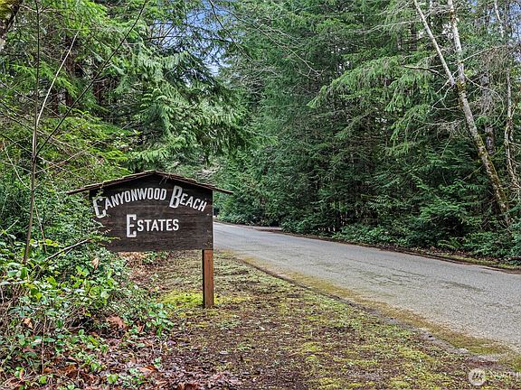 3rd image of 721 E McMickin Road