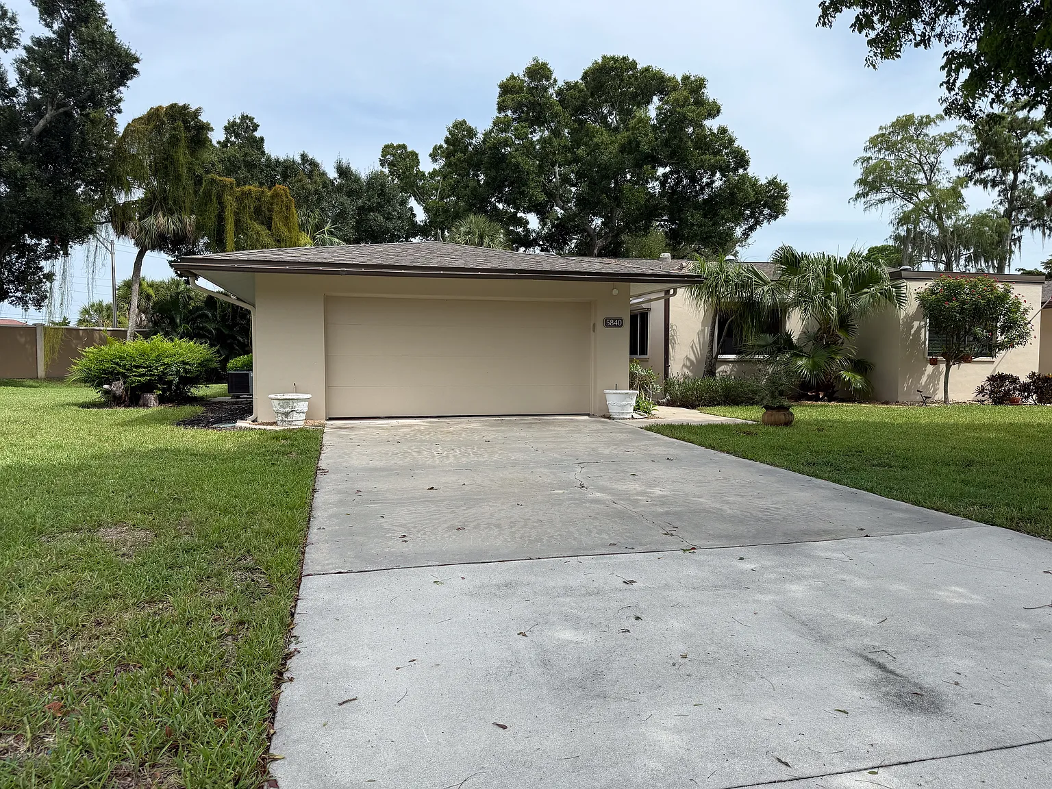3 bed, 1582 sqft, $2,400 — Photo 2