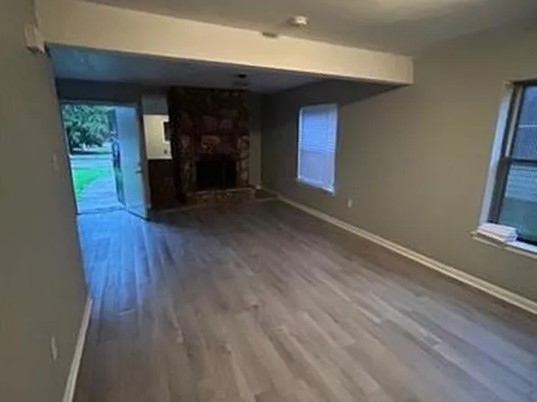 5636 Tullis Dr, New Orleans, LA 70131