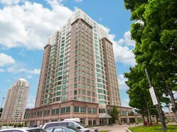 8 Lee Centre Dr, Toronto, ON