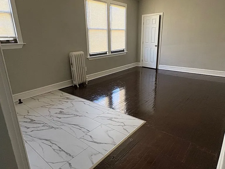 1014 Columbia Rd NW — Photo 9