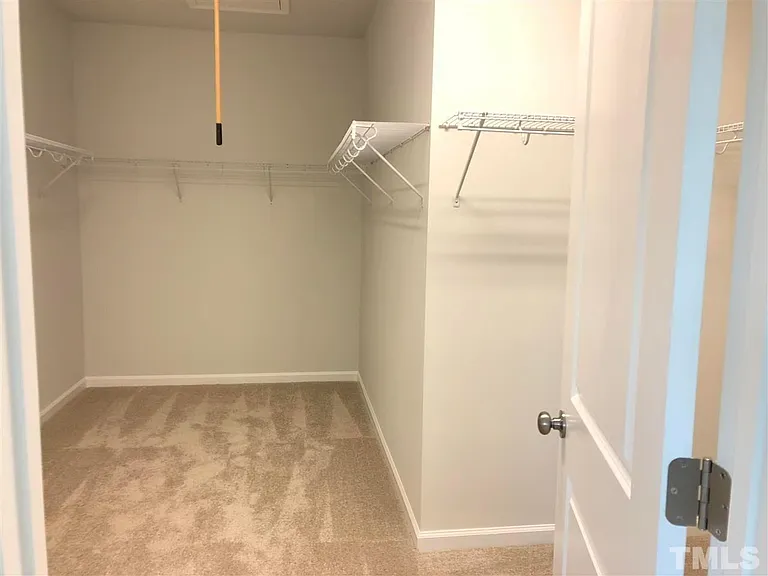 1033 Canyon Shadows Ct — Photo 17