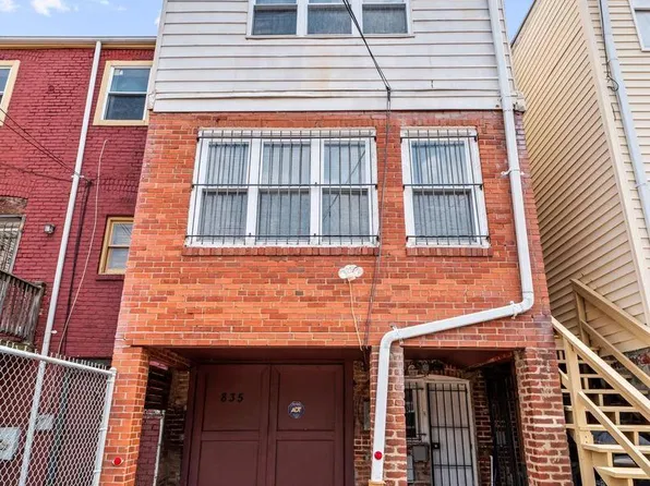 835 Florida Ave NE #2, Washington, DC 20002