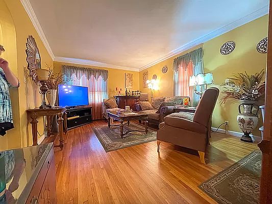 3rd image of 84-64 161st St
