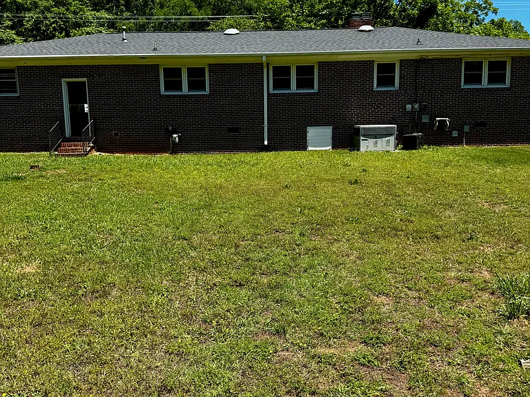 15270 Highway 221 — Photo 29
