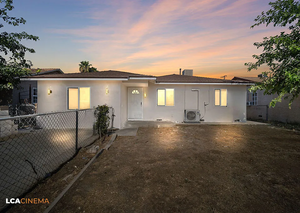 10800 Santa Barbara St