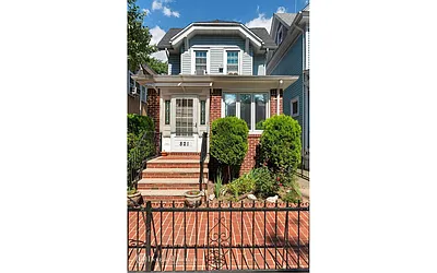 821 East 12th Street in Ditmas Park