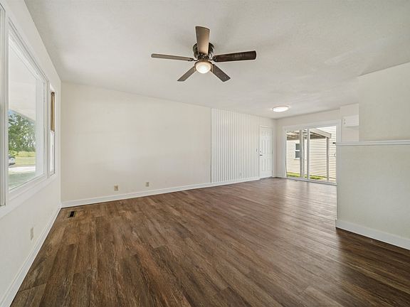 5th image of 3445 S Illinois Ave