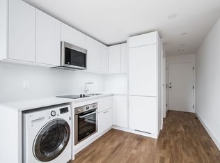 798 Richmond St W #50009B-1212, Toronto, ON M6J3P3