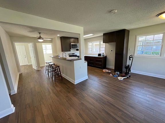 5th image of 3208 40th St