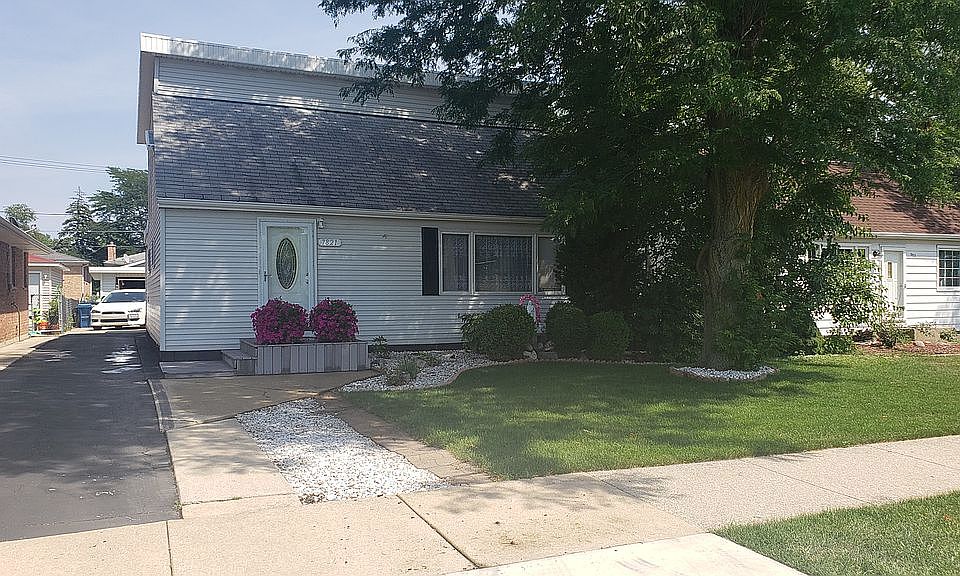 1st image of 7821 Lockwood Ave