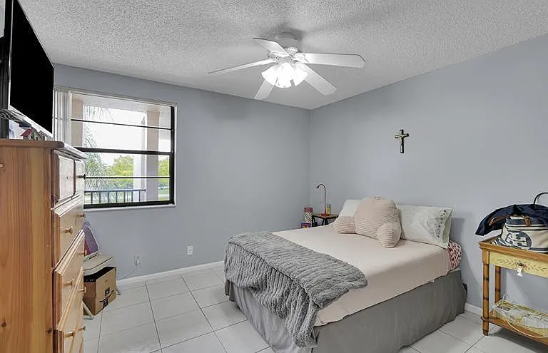 7250 Fairfax Dr #302 — Photo 13