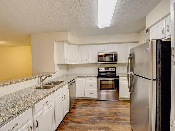 3rd image of 5644 Baywatch Way APT 103