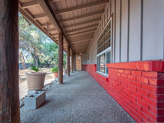 4th image of 12716 Avenue 328