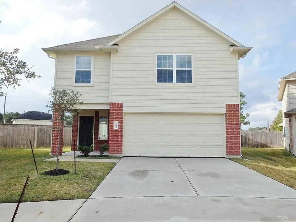 13435 Ella View Ln