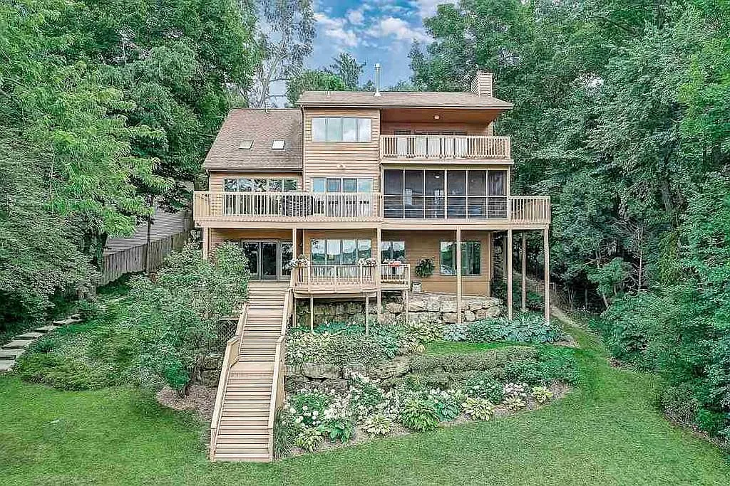 4216 Morris Park Rd — Photo 1